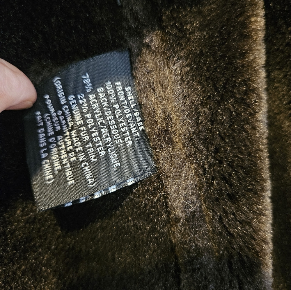 Shearling long coat. Size M. Real fur trim. - Picture 12 of 16